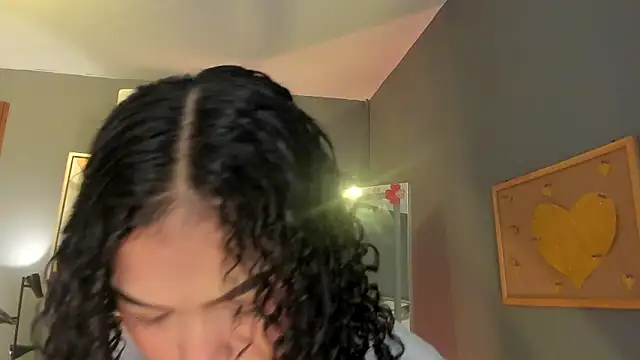 Snapshot of ailann_ chatting on March 2026 07:42:01 PM ailann online show from March 2026 07:42:01 PM