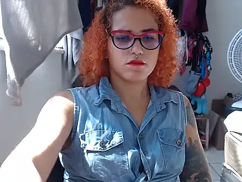 Snapshot of Queen_Domme_de_paus chatting on April 2026 01:22:02 PM Queen Domme de paus online show from April 2026 01:22:02 PM