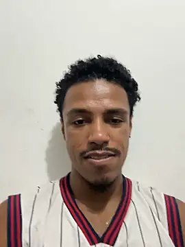 Snapshot of LorenzoBlack27 chatting on February 2026 12:31:01 AM LorenzoBlack27 online show from February 2026 12:31:01 AM