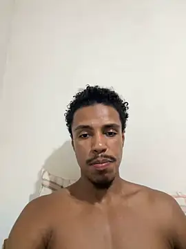 Snapshot of LorenzoBlack27 chatting on March 2026 04:47:01 AM LorenzoBlack27 online show from March 2026 04:47:01 AM