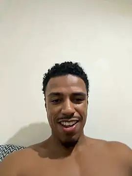 Snapshot of LorenzoBlack27 chatting on May 2026 10:49:02 PM LorenzoBlack27 online show from May 2026 10:49:02 PM