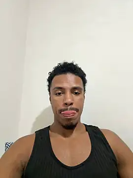 Snapshot of LorenzoBlack27 chatting on May 2026 10:37:02 PM LorenzoBlack27 online show from May 2026 10:37:02 PM
