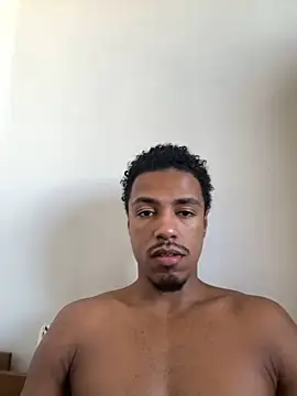 Snapshot of LorenzoBlack27 chatting on May 2026 02:14:01 PM LorenzoBlack27 online show from May 2026 02:14:01 PM