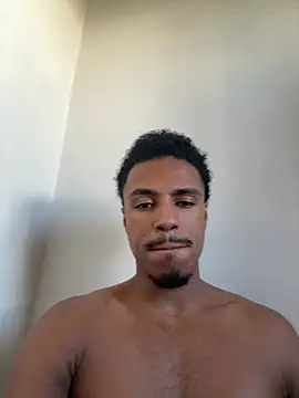 Snapshot of LorenzoBlack27 chatting on July 2026 07:09:01 PM LorenzoBlack27 online show from July 2026 07:09:01 PM