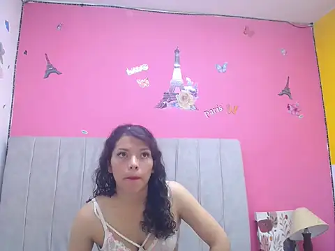 melanyy kiss online show from January 2026 12:00:01 PM