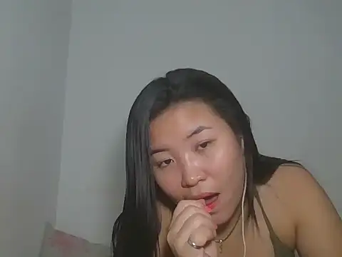 Snapshot of Zyeiii chatting on January 2026 03:06:01 PM Zyeiii online show from January 2026 03:06:01 PM