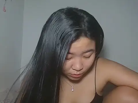 Snapshot of Zyeiii chatting on February 2026 07:26:01 AM Zyeiii online show from February 2026 07:26:01 AM