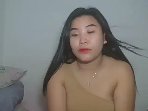 Snapshot of Zyeiii chatting on February 2026 03:45:02 PM Zyeiii online show from February 2026 03:45:02 PM