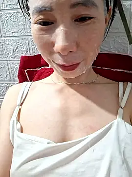 Snapshot of Adela-222 chatting on January 2026 12:21:01 PM Adela-222 online show from January 2026 12:21:01 PM