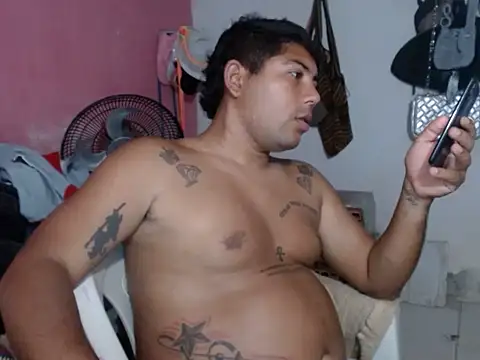 Snapshot of master_juju1924 chatting on March 2026 04:36:01 AM master juju1924 online show from March 2026 04:36:01 AM