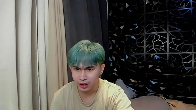 davincihugecock online show from April 2026 04:37:02 PM