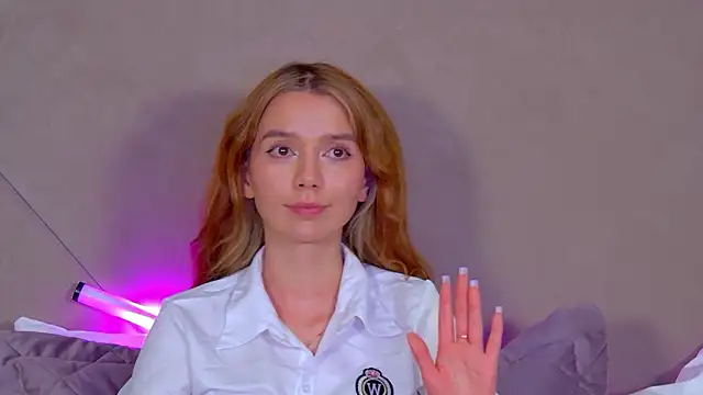 VanessaVienne online show from February 2026 02:53:01 AM