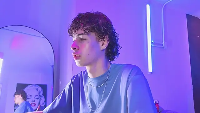 nova salvatore online show from April 2026 02:31:01 AM