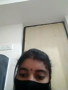 Snapshot of Erotic-Girl chatting on January 2026 02:15:01 AM Erotic-Girl online show from January 2026 02:15:01 AM