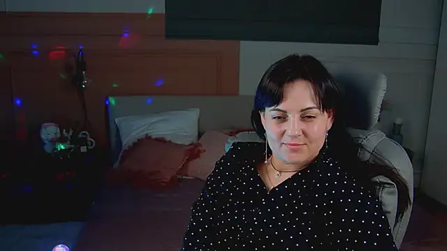  SilkyShadow  online show from February 2026 06:26:01 AM