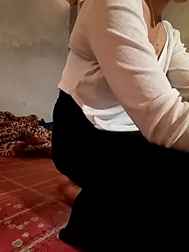 hoahong2 online show from March 2026 06:52:01 AM