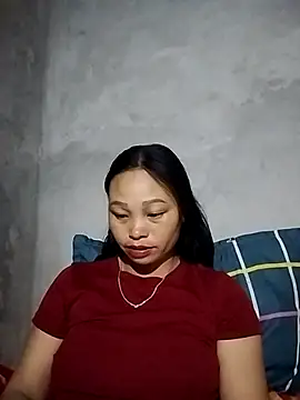 Snapshot of miray- chatting on April 2026 11:56:01 AM miray- online show from April 2026 11:56:01 AM