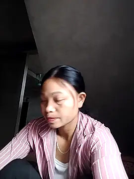 Snapshot of miray- chatting on May 2026 03:34:01 AM miray- online show from May 2026 03:34:01 AM