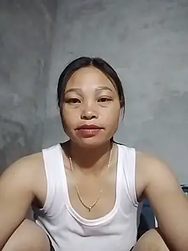 Snapshot of miray- chatting on May 2026 08:49:02 PM miray- online show from May 2026 08:49:02 PM