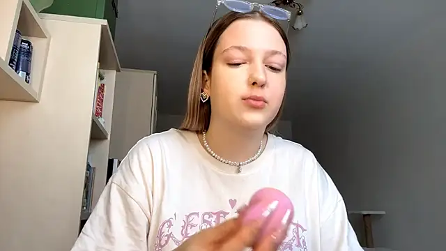 Snapshot of JammieMickiewicz chatting on February 2026 08:12:02 AM JammieMickiewicz online show from February 2026 08:12:02 AM