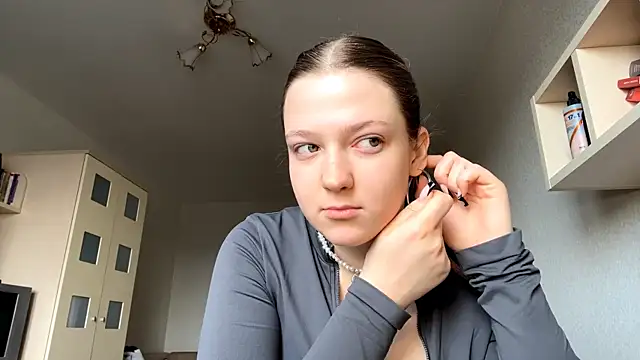 JammieMickiewicz online show from March 2026 07:25:01 AM