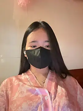 Gwen879 online show from February 2026 12:20:02 AM