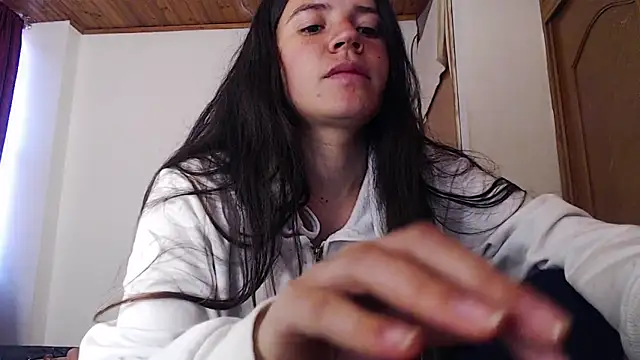 Snapshot of Shanel_Lozano chatting on April 2026 10:11:01 PM Shanel Lozano online show from April 2026 10:11:01 PM