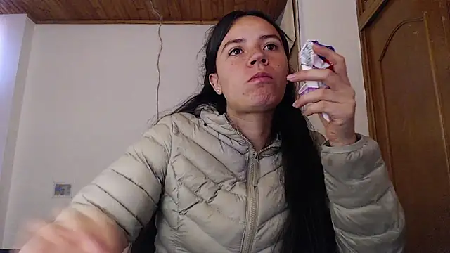 Snapshot of Shanel_Lozano chatting on April 2026 09:52:01 PM Shanel Lozano online show from April 2026 09:52:01 PM