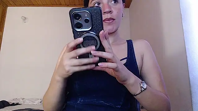 Snapshot of Shanel_Lozano chatting on May 2026 04:23:02 PM Shanel Lozano online show from May 2026 04:23:02 PM