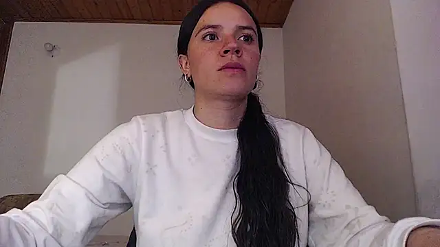 Snapshot of Shanel_Lozano chatting on May 2026 03:54:01 PM Shanel Lozano online show from May 2026 03:54:01 PM