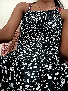 Cute Riyaa22 online show from March 2026 10:33:02 AM