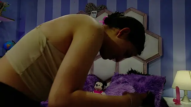 yvi taylor online show from April 2026 12:53:02 PM