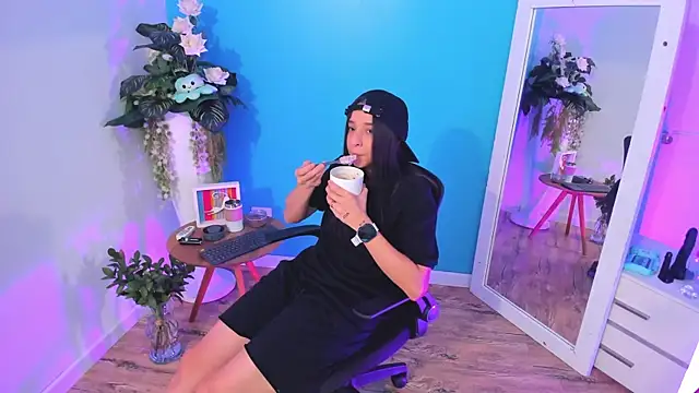 ViictoriiaSaenz online show from February 2026 04:43:02 AM