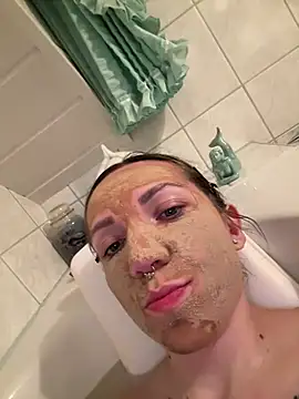 Marina und Jayden online show from February 2026 08:18:01 PM