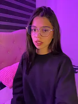 willowharper  online show from January 2026 02:06:02 AM