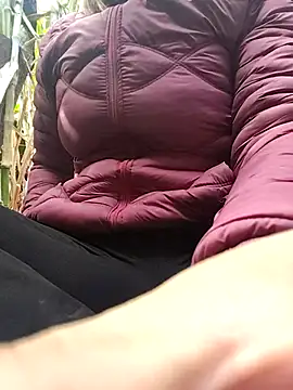 leona118 online show from February 2026 01:11:02 AM