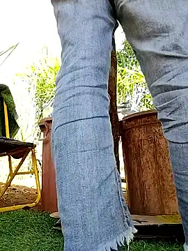 leona118 online show from March 2026 02:11:01 AM