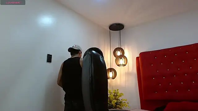 Snapshot of paullcb chatting on January 2026 03:56:01 AM paullcb online show from January 2026 03:56:01 AM