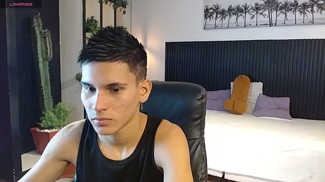 paullcb online show from February 2026 03:47:01 AM