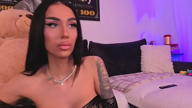 Snapshot of KimNaty chatting on January 2026 07:18:01 PM KimNaty online show from January 2026 07:18:01 PM