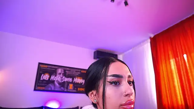 Snapshot of KimNaty chatting on February 2026 01:51:02 PM KimNaty online show from February 2026 01:51:02 PM