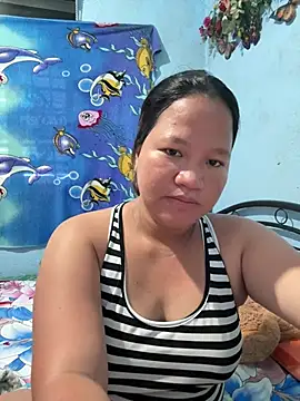 Snapshot of Hottie_Pussy chatting on May 2026 01:47:02 AM Hottie Pussy online show from May 2026 01:47:02 AM