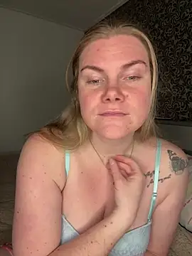 SexyBlondJoanna online show from February 2026 11:17:01 AM