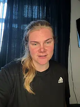 SexyBlondJoanna online show from February 2026 10:26:02 AM