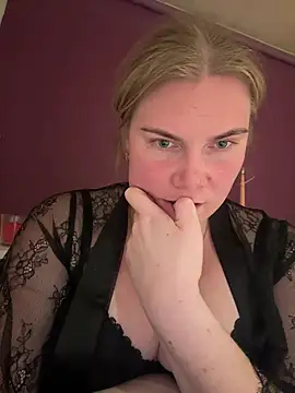 SexyBlondJoanna online show from February 2026 10:32:02 PM