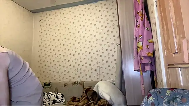 KerieDitti online show from January 2026 02:12:02 PM