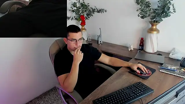 Snapshot of Jay_Grip chatting on February 2026 07:43:02 PM Jay Grip online show from February 2026 07:43:02 PM