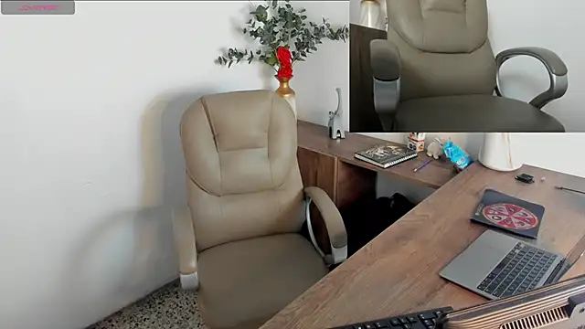 Snapshot of Jay_Grip chatting on February 2026 07:31:01 PM Jay Grip online show from February 2026 07:31:01 PM