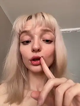 aka Blonde online show from June 2026 10:51:01 AM