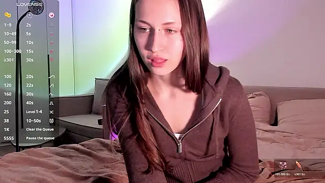 Snapshot of julie_qwerty chatting on March 2026 04:44:02 PM julie qwerty online show from March 2026 04:44:02 PM